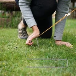 SWANEW 100x Ancre Au Sol Piquets En Acier Galvanisé 150x25mm Ancrage Au Sol Pour Bâches Filets De Jardinage En U Arrondi - Argent -Tente de réception Soldes 64175071 5